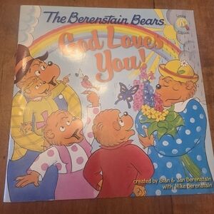 The Berenstain Bears: God Loves You! (Berenstain Bears/Living Lights) .Like New